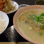 長浜ラーメン とみ吉 - 昼定食680