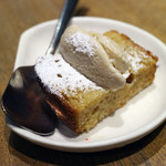 藍風珈琲店 - 黒糖バナナケーキ