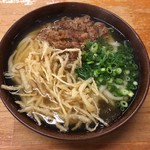 てうち庵 - 肉＋ごぼう天うどん390円