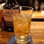 ウォッカトニック - Calvados Chateau du Breuil 15 Ans d' Age のダブルのハイボール