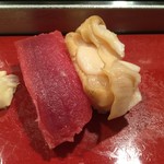寿司栄 - マグロ赤身と白ニシ貝