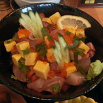 魚魚亭 - 宝石丼