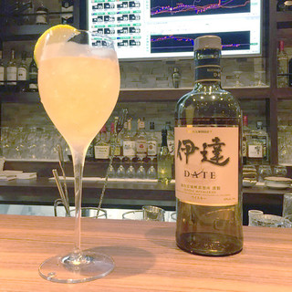 Cafe&Bar Profit - お試しください「みぞれウイスキー」。
                        ロックやハイボールもいいけど暑い夏には冷涼感たっぷりの飲み方”みぞれ”！
                        オーダーの際は「みぞれウイスキーで」とご注文下さい。