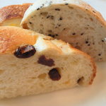 ぶどうの樹 - パスタランチのパン（バイキング）