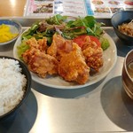 飛梅 - 定食到着の図