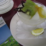 箱根飲茶楼 - 季節の杏仁豆腐