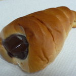 朝山製パン - チョココルネ：食べたら、今の食べれなくなるので注意！
