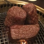 じっくり焼きます（肉汁を閉じ込めます）