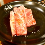 焼肉 なかむら - 和牛カルビ 1,030円