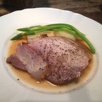 イノーヴェ - 豚のローストもがっつり(^^)