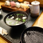 蛇の目寿司 - 握り中（\1400）