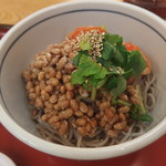 そば処 丸松 - 納豆キムチ蕎麦