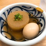 麺匠 釜善 - 大根と玉子のおでん