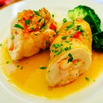 ル・リオン - ハーブひまわり鶏もも肉のロースト(海老入り)アメリケーヌソース