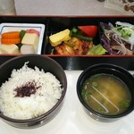 JICA関西 - 春の行楽弁当、800円