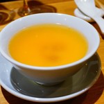 一碗水 - 地蛤入りホワイトアスパラの茶碗蒸しスープ