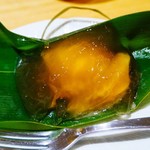 一碗水 - れんこんのデンプンとハスの実・ハスの実餡のちまき