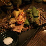 魚菜 由良 - 鮎と空豆の焼き物、海老しんじょうのおかき揚げ