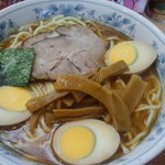 「煮玉子そば（中盛）」（730円）です