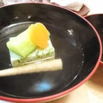 彩懐石 わらび高砂 - 海苔しんじょうのお吸い物
