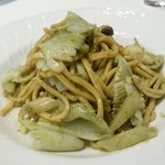 「バヴェッテ　鳥羽アオリイカ　ウド　ジェノヴェーゼ」