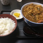 きよひら - カツカレーうどん+ライス中 1,050円(税込)