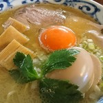 桜木製麺所 - 塩白湯+味玉