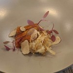 養殖穴子のポシェ蒲焼き風、ゴボウのリゾット、トリュフ