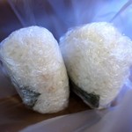 灯 - おにぎり２つ