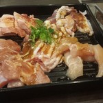 天山閣 - 肉5種盛