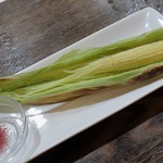 トリワイン ＰＩＫＯＳＨＨＨＵ - 皮つきヤングコーン