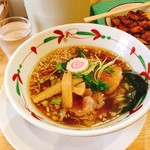 醤油らーめん濃いめ細麺