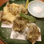 すし旬鮮料理 しゃり膳 - キノコの天ぷら盛り合わせ