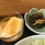 Ajikoubou Kazu - ナタデココ入りマンゴーゼリーと漬物