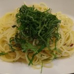 ビストロ　マガザン　ルージュ - シラスとシソのパスタ890円