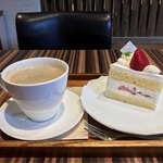 Patisserie Sakura - ケーキセット ７５０円