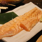 やきとん えん家 - サーモンハラス