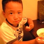 新中国料理 HARAKAWA - チャーハンを頬ばる＾＾椎茸のけて、おいしいらしい