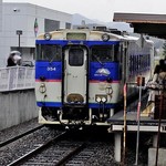 和 - 夕張駅に停車中の普通列車