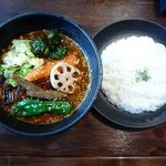 一文字カリー店 - 2011/7　ナスキーマスープカレー、3辛ライス中盛り（ランチ900円）