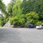 ドライブイン やまびこ - 駐車場も広々