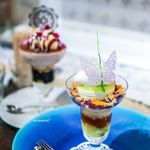 Dessert cafe HACHIDORI - 青リンゴ・紅茶・ハーブのパフェ、ショコラとバナナのパフェ　3種のアイス