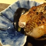 さ行 - 喉黒のアップ