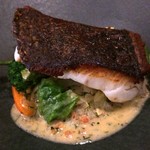 ビストロ ルミエル - ヒラメのポワレ白ワインバターソースディル風味