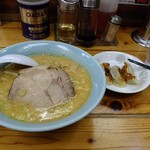 札幌ラーメン 北斗 - 小椀/味噌ラーメンと餃子３個セット￥850-