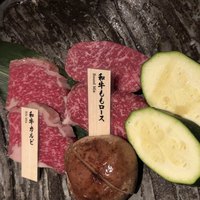 焼肉会席 舌牛 銀座店 - カルビ＆ももロース