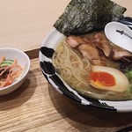 MENYA MUSASHI BUKOTSU - 1805_MENYA MUSASHI BUKOTSU -麵屋武蔵武骨-Kota KasablankaChicken Teriyaki White(S)＠38,000Rp(鶏白湯らーめん)_