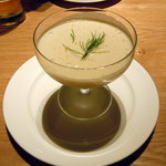 イタリアン オット - 毛ガニと塩のパンナコッタ　ビシソワーズのエスプーマ仕立て