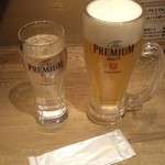 Taishuu Izakaya Toriichizu - 生ビールとお冷