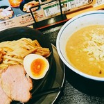 磨きの町のラーメン屋 味我駆 - 